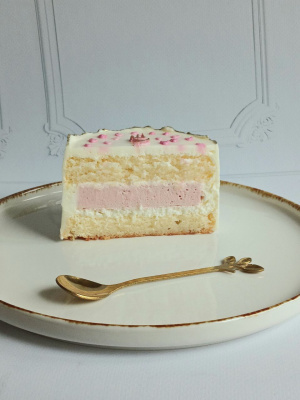 Бенто-тортик Воздушная малина, цена за кг.